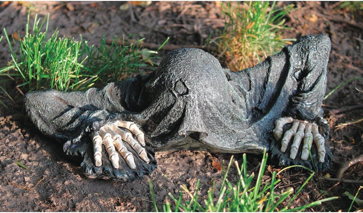 imageDesign Toscano QM21463 The Creeper from The Grave Garden Statue Zombie Halloween Decoration One Size MulticoloredThe Creeper from The Grave Garden Statue