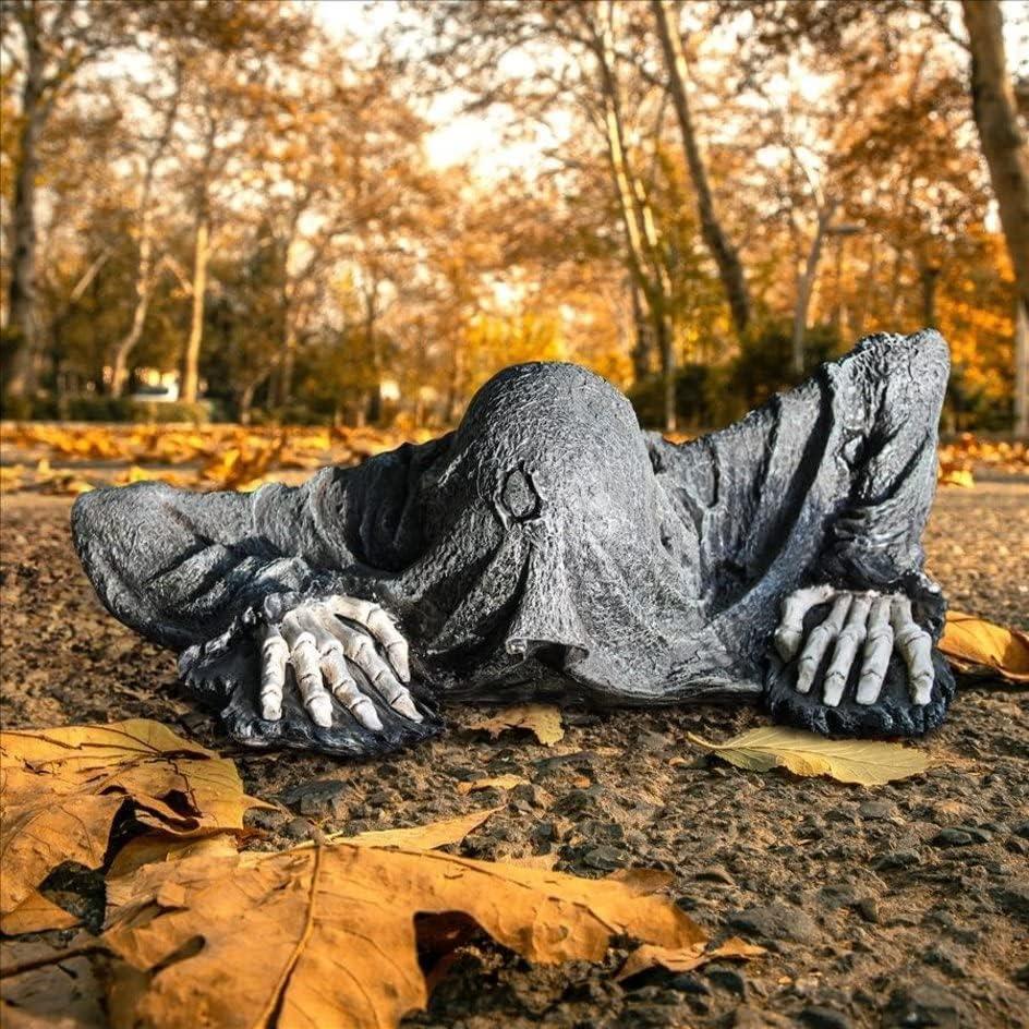 imageDesign Toscano QM21463 The Creeper from The Grave Garden Statue Zombie Halloween Decoration One Size MulticoloredThe Creeper from The Grave Garden Statue