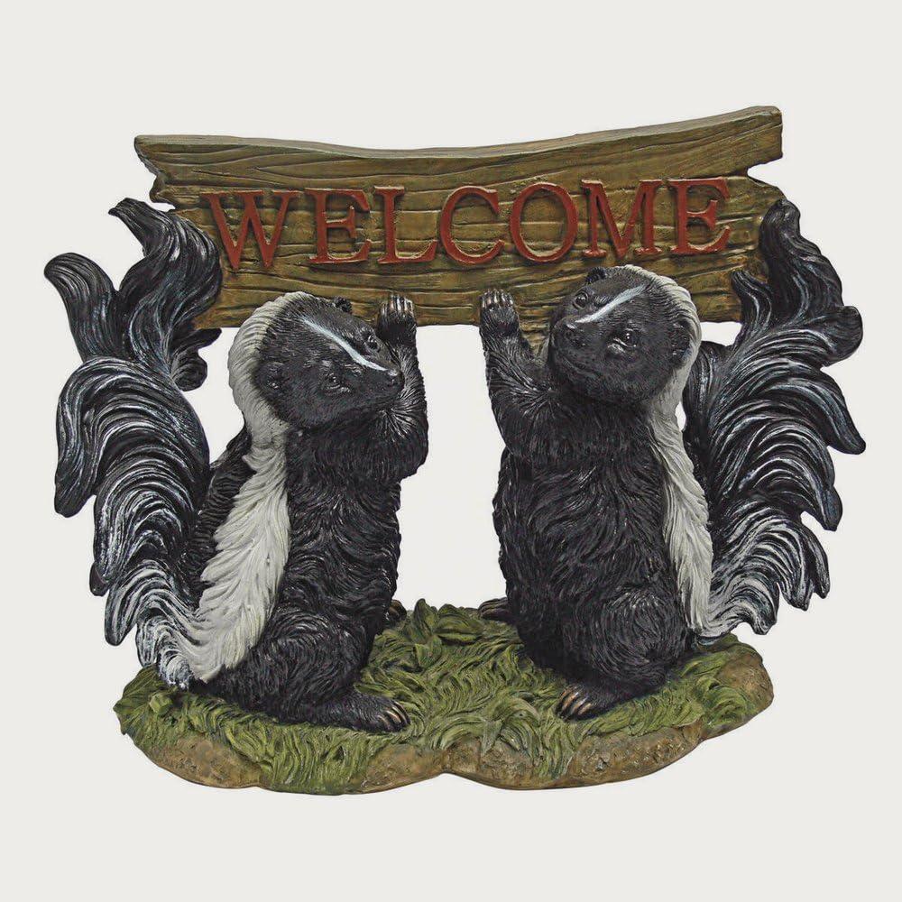 imageDesign Toscano QL94281 Knothole Welcome Gnomes Garden Tree Sculptures full colorAir Skunk