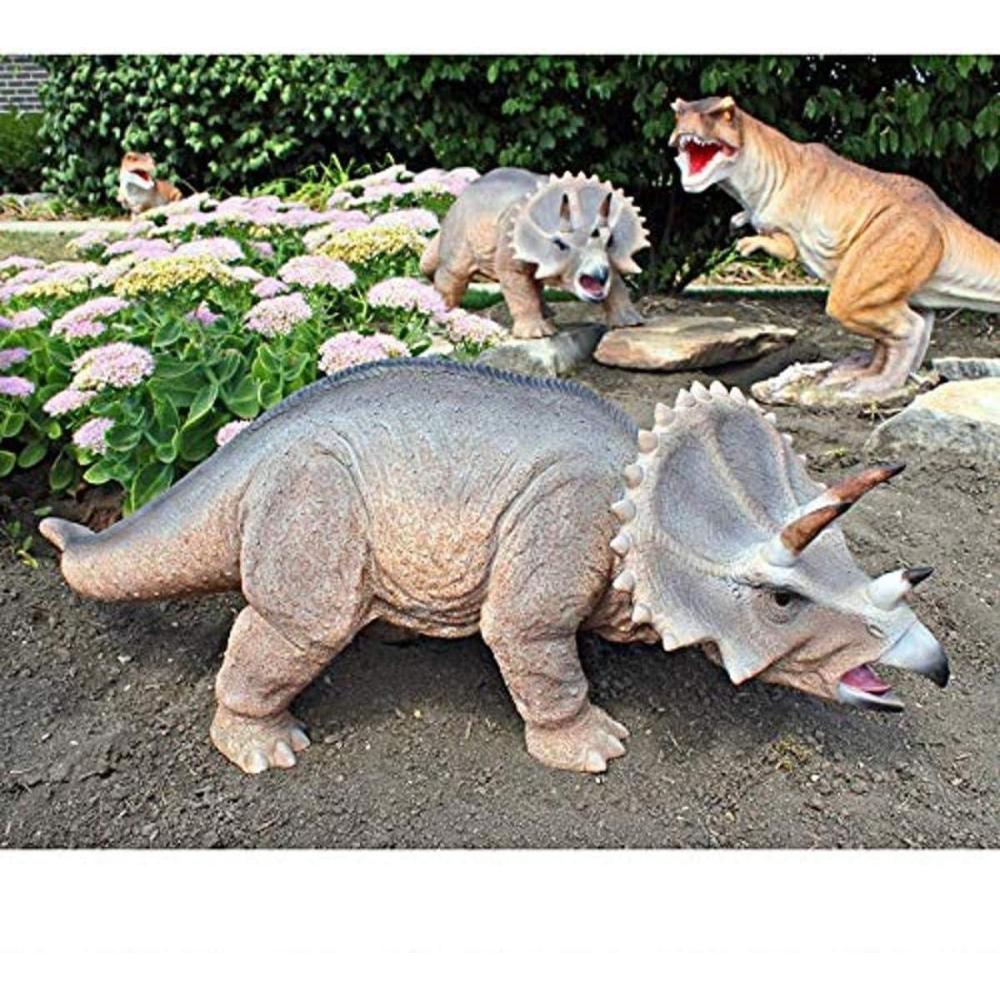 imageDesign Toscano TRex Dinosaur Skull Fossil Statue on Museum MountScaled Jurassic Triceratops Dinosaur