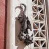Design Toscano Gaston the Gothic Gargoyle Climber Wall Mount Hanging Statue, Large, 16 Inches Tall, Cast Stone Resin, Gothic Stone(Double Trouble Hanging Gargoyle)